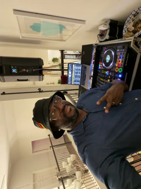 DJ Cota performance photo